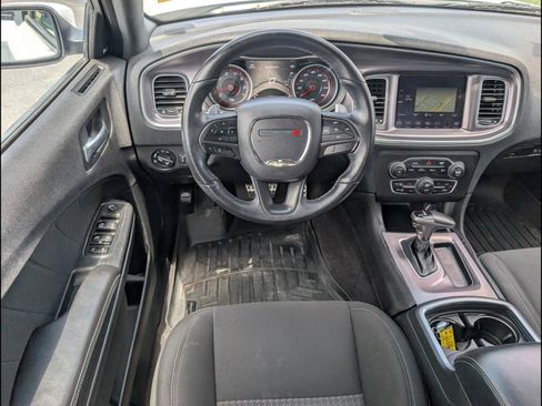 Used 2019 Dodge Charger R/T w/ Driver Confidence Group RWD image 8