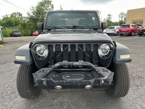 Used 2020 Jeep Gladiator Sport w/ Quick Order Package 24S AWD/4WD image 9