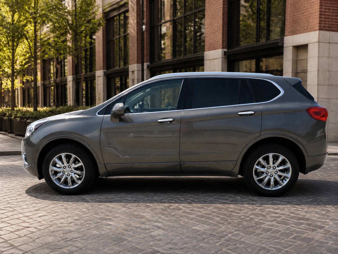 Used 2019 Buick Envision Essence AWD/4WD image 2