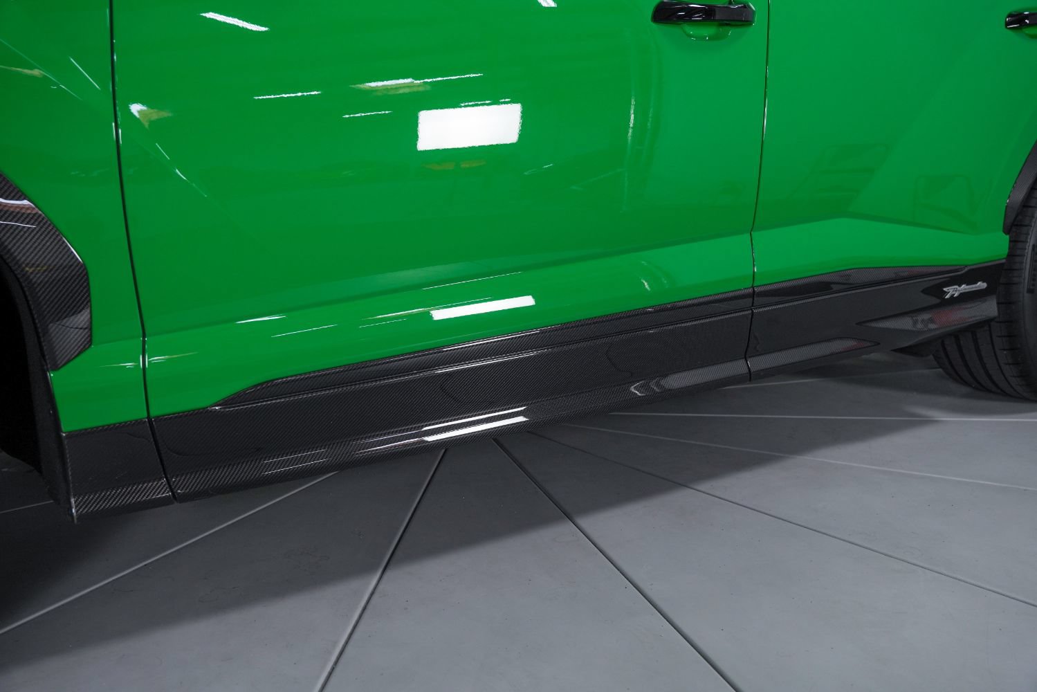 Used 2023 Lamborghini Urus Performante AWD/4WD image 23