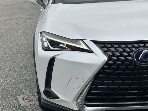 Used 2019 Lexus UX 250h AWD/4WD image 9
