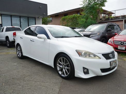 Used 2013 Lexus IS 250 RWD image 4