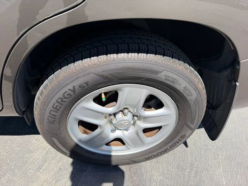Used 2010 Toyota RAV4 2WD image 27