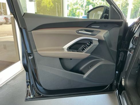 New 2025 Audi Q5 Premium Plus image 30