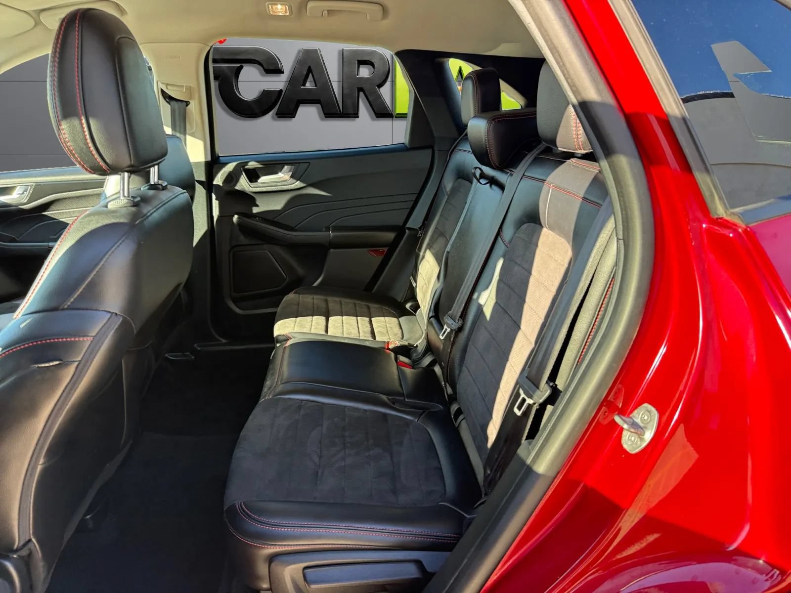 Used 2021 Ford Escape SEL w/ SEL Stealth AWD Package image 19