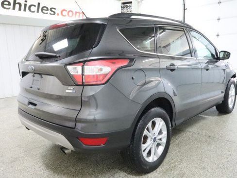 Used 2018 Ford Escape SE AWD/4WD image 6