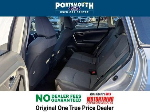 Used 2024 Toyota RAV4 XLE image 6