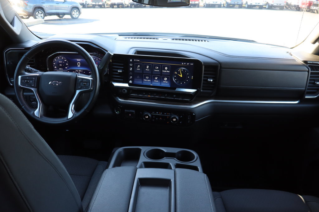 Used 2025 Chevrolet Silverado 1500 RST AWD/4WD image 15