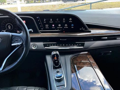 Used 2023 Cadillac Escalade Sport Platinum image 6