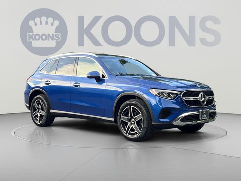 Used 2026 Mercedes-Benz GLC 300 4MATIC image 2