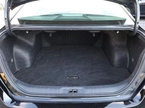 Certified 2025 Nissan Altima 2.5 SV FWD image 7