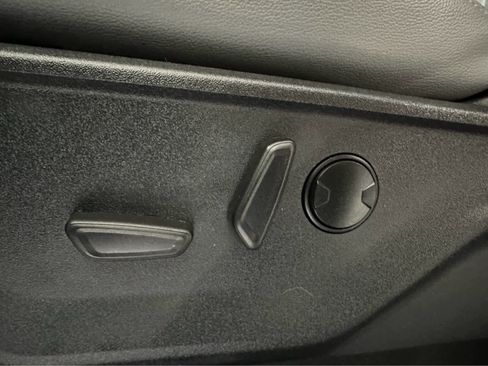 Used 2025 Ford F150 Lightning Flash AWD/4WD image 14