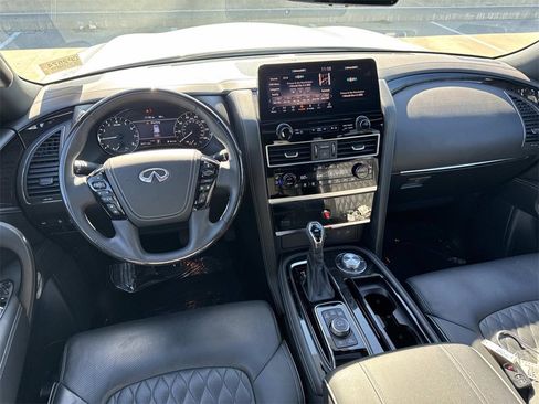Certified 2024 INFINITI QX80 Sensory image 9