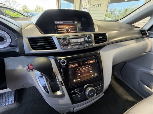 Used 2016 Honda Odyssey EX-L image 22