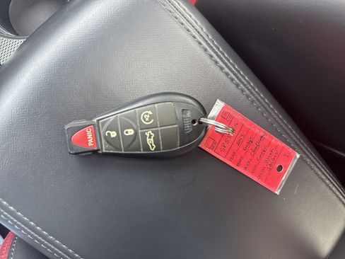 Used 2013 Dodge Challenger R/T Plus RWD image 30