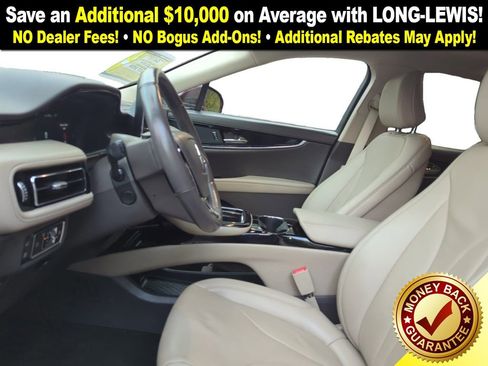 Certified 2023 Lincoln Nautilus Reserve image 14