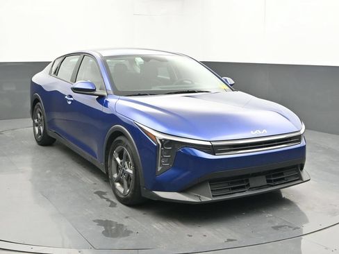 Used 2025 Kia K4 FWD image 6