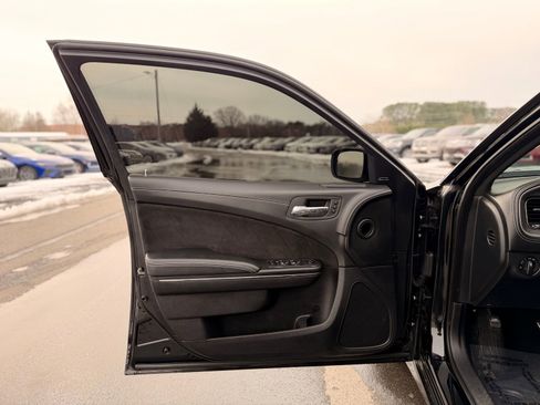 Used 2020 Dodge Charger SRT Hellcat w/ Harman/Kardon Audio Group image 23