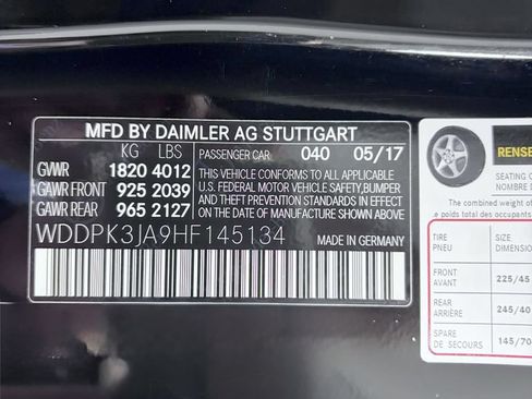 Used 2017 Mercedes-Benz SLC 300 image 23