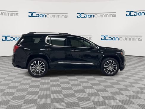 Used 2023 GMC Acadia Denali w/ Denali Ultimate Package AWD/4WD image 9