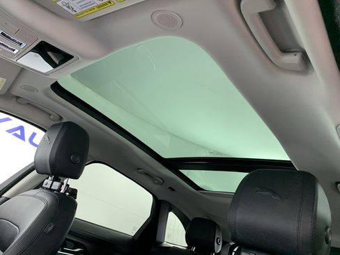 Used 2022 Jaguar F-PACE S image 30