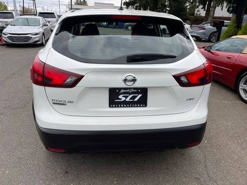 Used 2019 Nissan Rogue Sport S AWD/4WD image 5