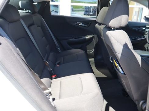 Used 2024 Chevrolet Malibu LT FWD image 32