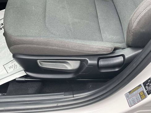 Used 2025 Kia K4 FWD image 14