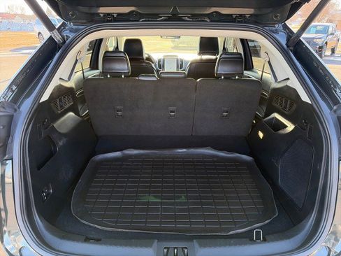 Used 2022 Ford Edge Titanium w/ Class II Trailer Tow Package image 26