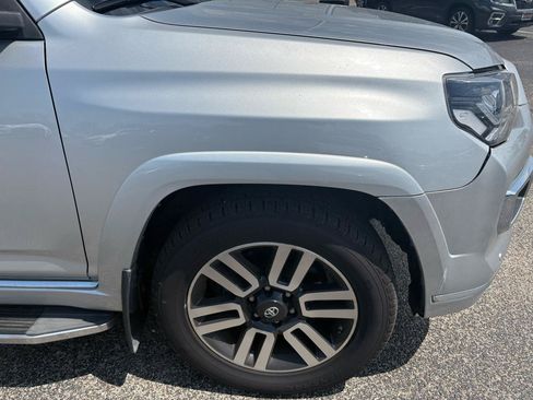 Used 2018 Toyota 4Runner Limited AWD/4WD image 10