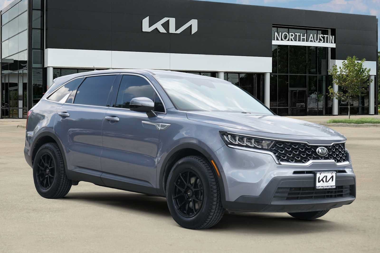 Used 2021 Kia Sorento LX FWD image 7