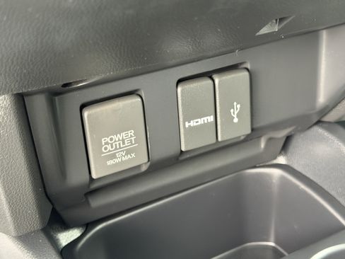 Used 2015 Honda Fit EX-L image 30