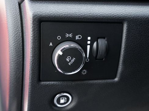 Used 2018 Jeep Grand Cherokee High Altitude image 23