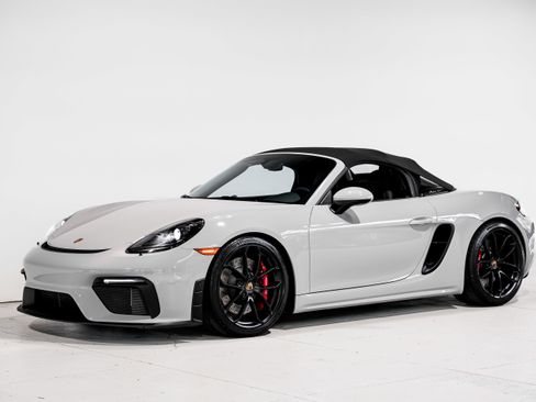 Used 2022 Porsche 718 Boxster Spyder RWD image 6