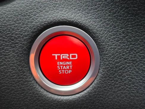 Used 2022 Toyota Tundra Limited w/ TRD Off-Road Package image 31