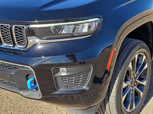 Used 2022 Jeep Grand Cherokee Overland image 9