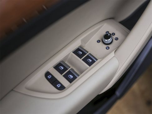 Used 2022 Audi Q5 2.0T Premium image 28