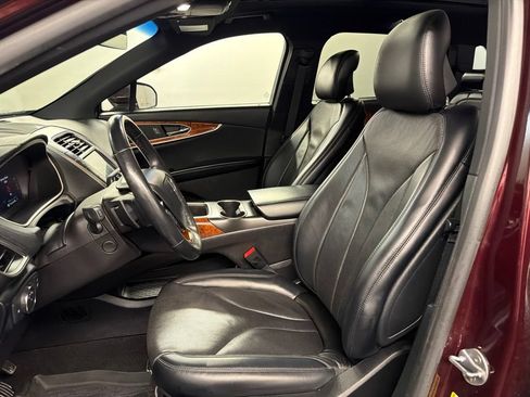 Certified 2019 Lincoln Nautilus Reserve AWD/4WD image 24
