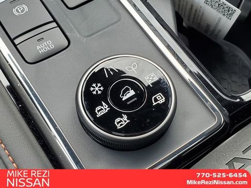 New 2026 Nissan Pathfinder Rock Creek w/ Rock Creek Premium Package AWD/4WD image 18