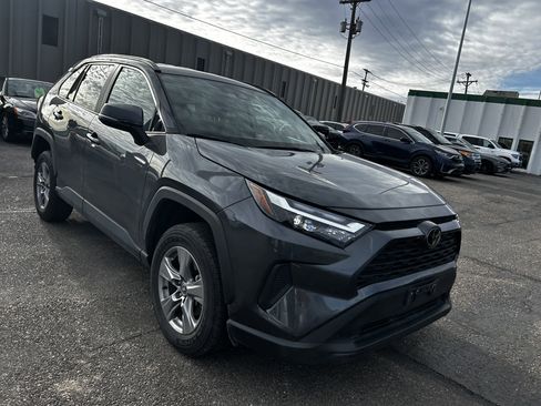 Used 2023 Toyota RAV4 XLE image 7