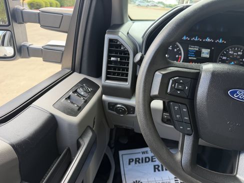 Used 2021 Ford F250 XL w/ Power Equipment Group AWD/4WD image 24
