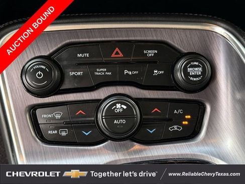 Used 2018 Dodge Challenger R/T Scat Pack RWD image 21