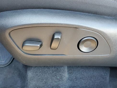 Used 2025 GMC Acadia Elevation w/ Black Edition image 22