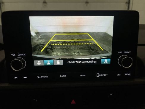Used 2024 Honda CR-V Sport image 8