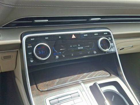 Used 2023 Genesis GV80 3.5T Advanced + image 18