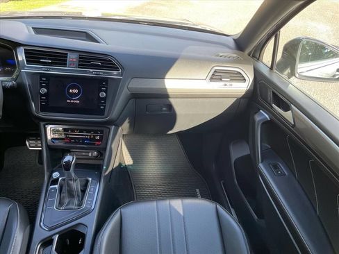 Used 2023 Volkswagen Tiguan SE R-Line FWD image 12