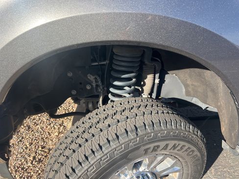 Used 2018 Ford F250 XLT w/ XLT Premium Package image 13