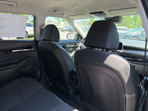 New 2026 Kia Seltos S AWD/4WD image 14