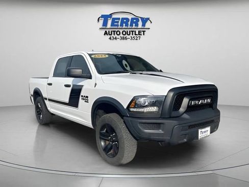 Used 2024 RAM 1500 Warlock AWD/4WD image 2
