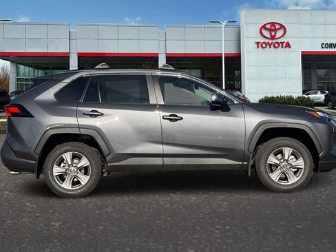 New 2025 Toyota RAV4 XLE w/ Convenience Package image 4